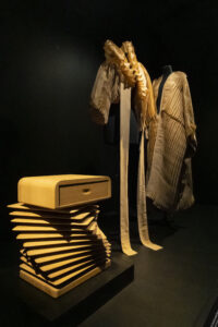 Image10-Expositon-Cité-de-la-dentellle-Calais-Galan te-Lancman-Le-desssous-des-objets-Design_ Rubrique-Actualités-Expositions.jpgjpg